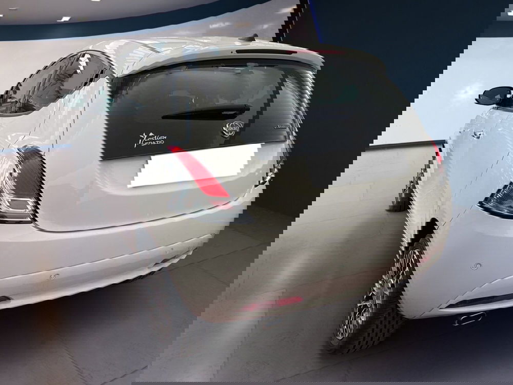 Lancia Ypsilon usata a Torino (5)