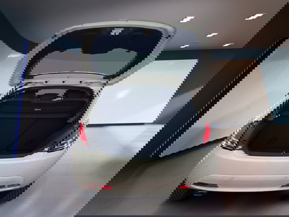 Lancia Ypsilon usata a Torino (7)