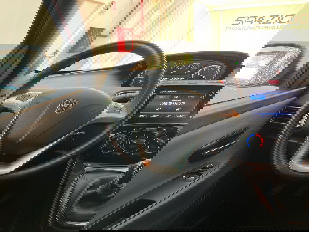 Lancia Ypsilon usata a Torino (11)