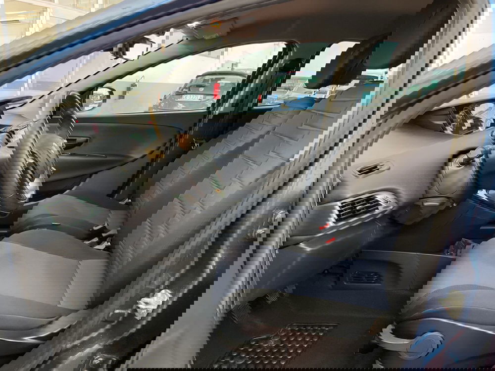 Lancia Ypsilon usata a Torino (10)