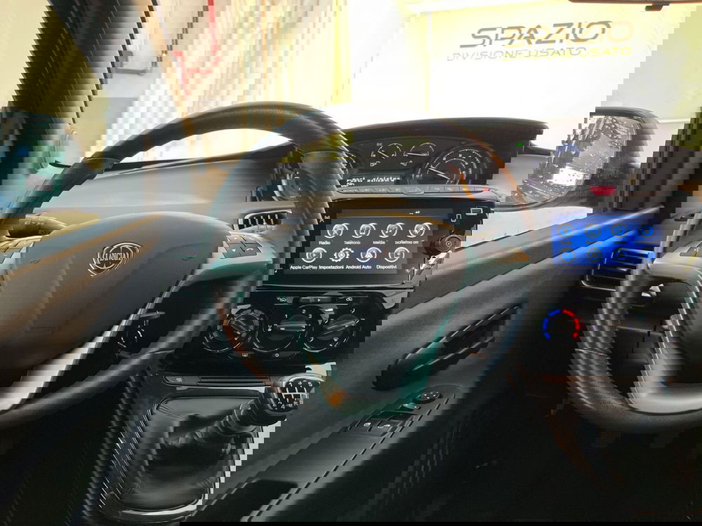 Lancia Ypsilon usata a Torino (12)