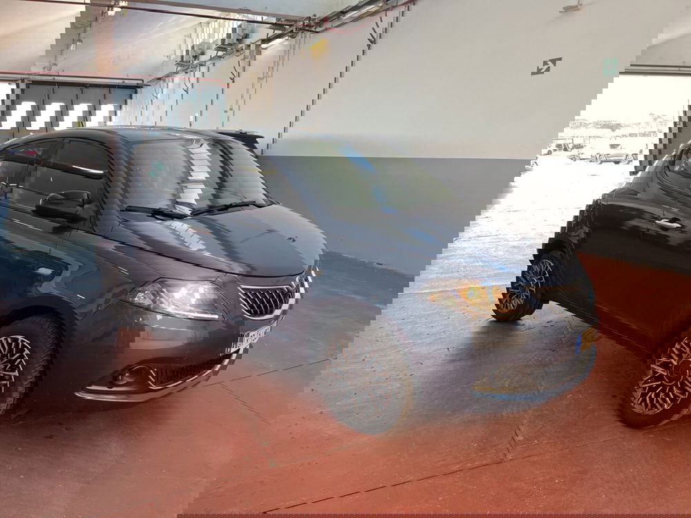 Lancia Ypsilon usata a Torino (3)