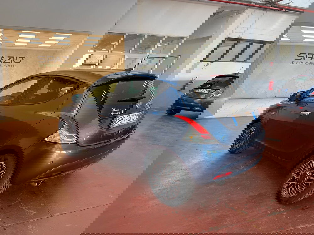 Lancia Ypsilon usata a Torino (6)