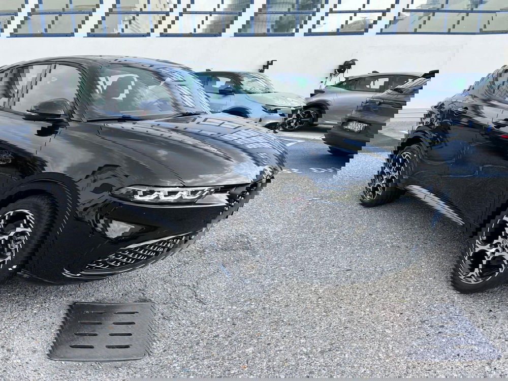 Alfa Romeo Tonale nuova a Milano (3)