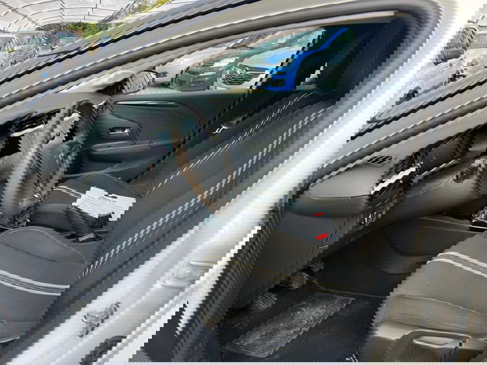 Opel Corsa usata a Milano (11)