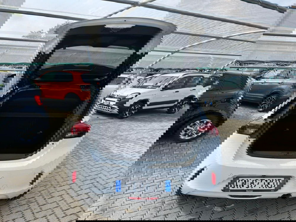 Opel Corsa usata a Milano (9)