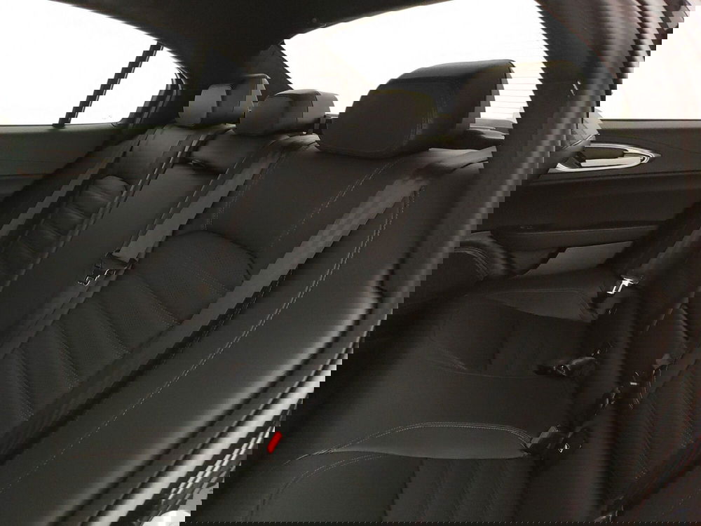 Alfa Romeo Giulia nuova a Caserta (20)