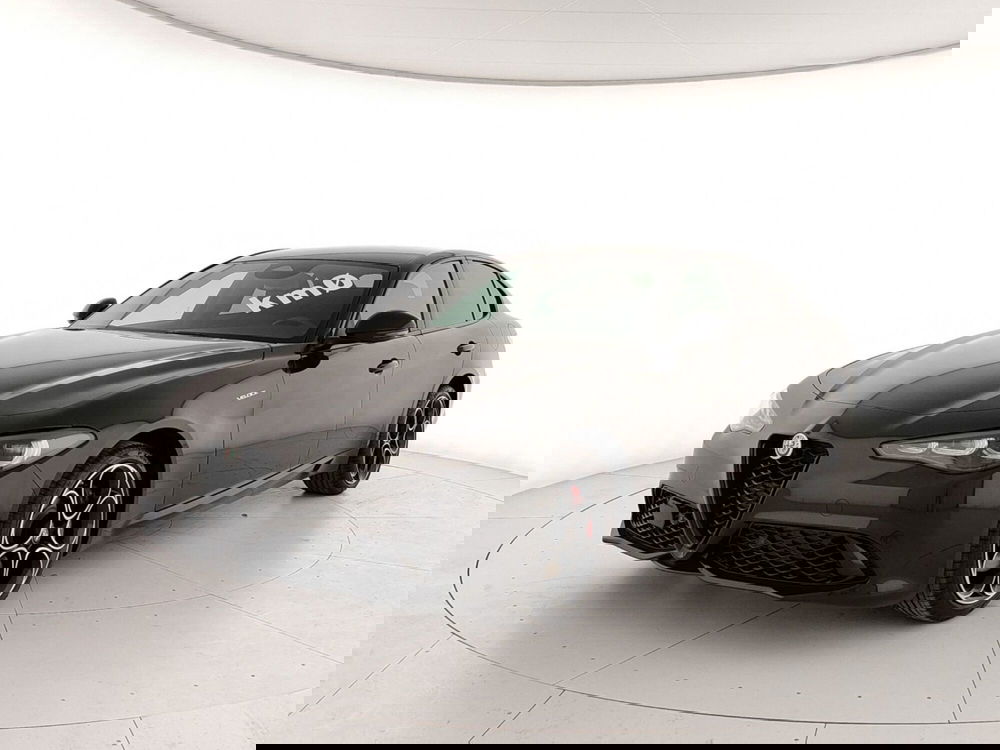 Alfa Romeo Giulia nuova a Caserta (3)