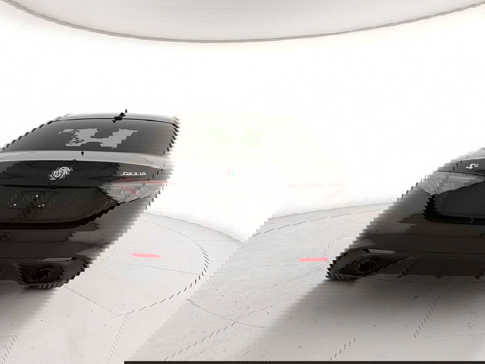 Alfa Romeo Giulia nuova a Caserta (5)