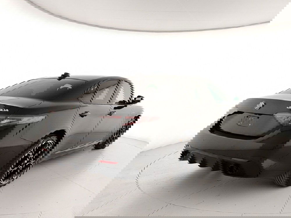 Alfa Romeo Giulia nuova a Caserta (6)