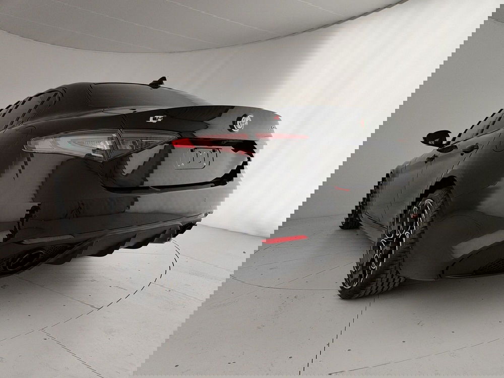 Alfa Romeo Giulia nuova a Caserta (9)