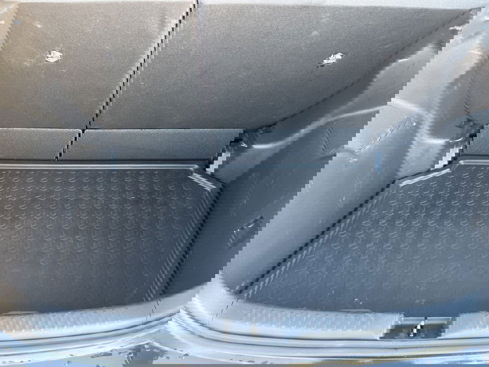 Toyota Yaris usata a Ragusa (7)