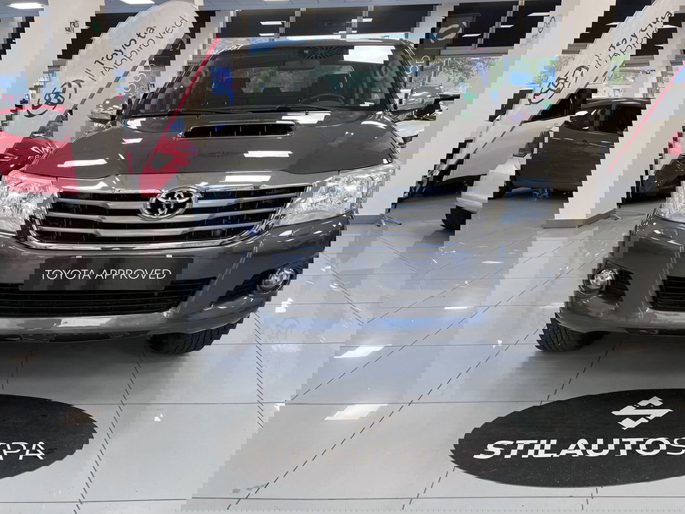Toyota Hilux usata a Prato (2)