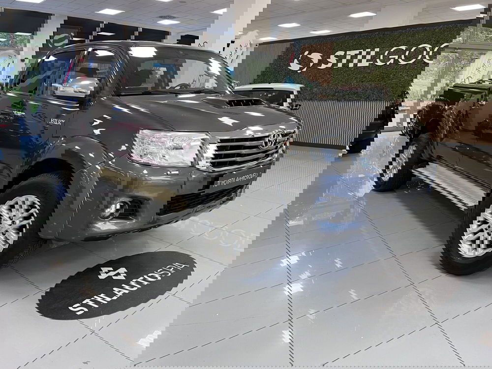 Toyota Hilux usata a Prato (3)