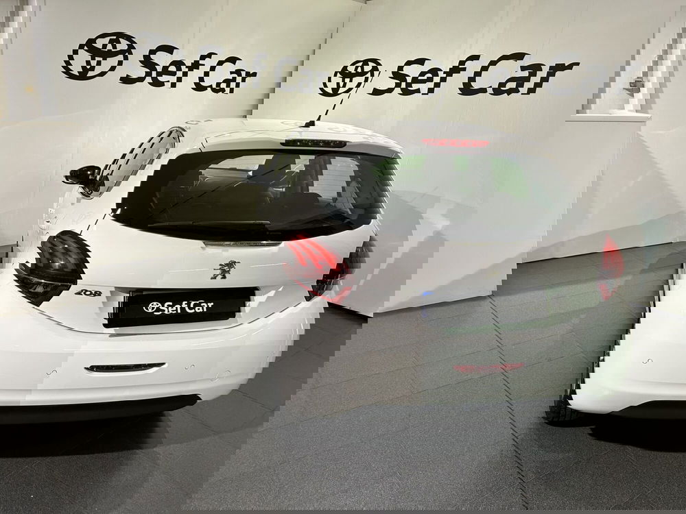 Peugeot 208 usata a Milano (5)