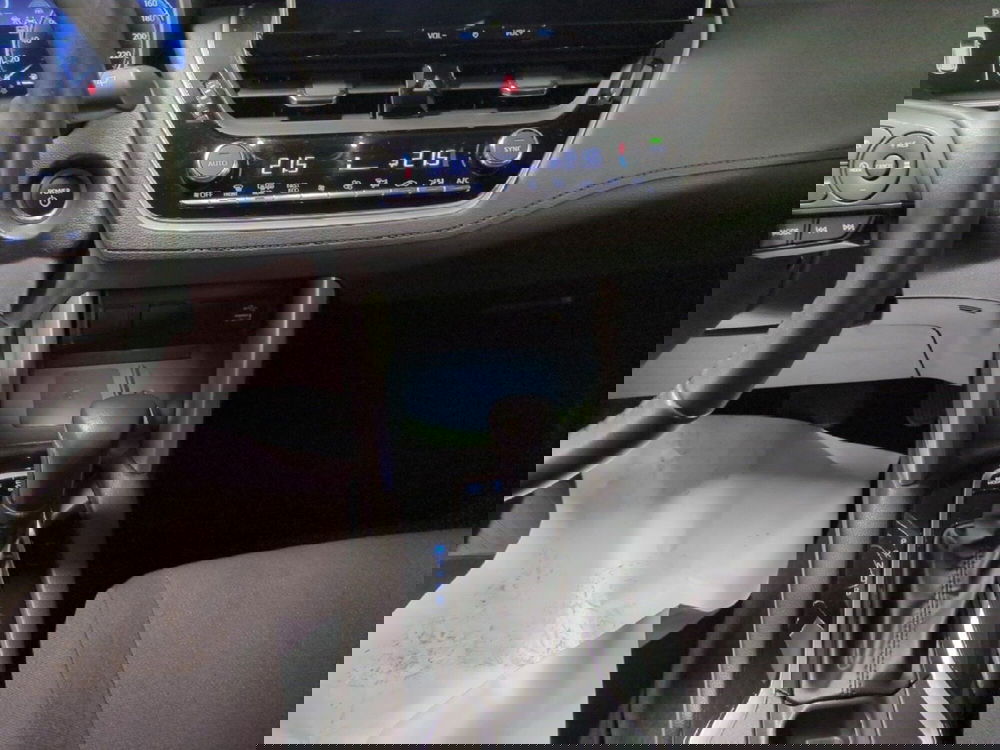 Toyota Corolla Cross Hybrid usata a Milano (19)