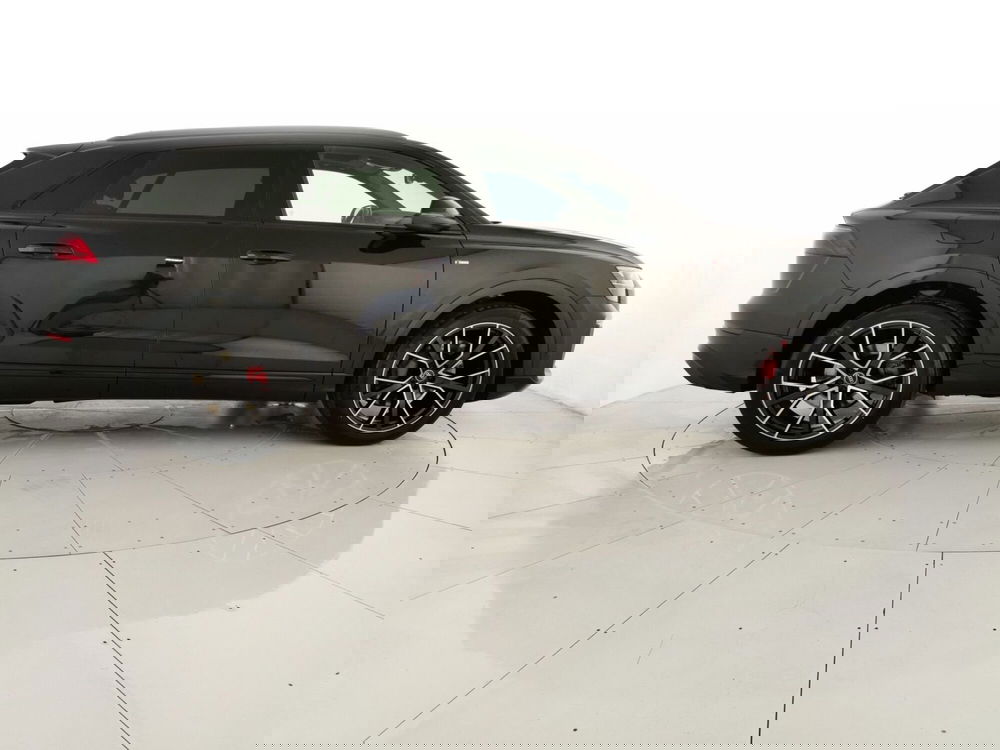 Audi Q8 nuova a Chieti (4)