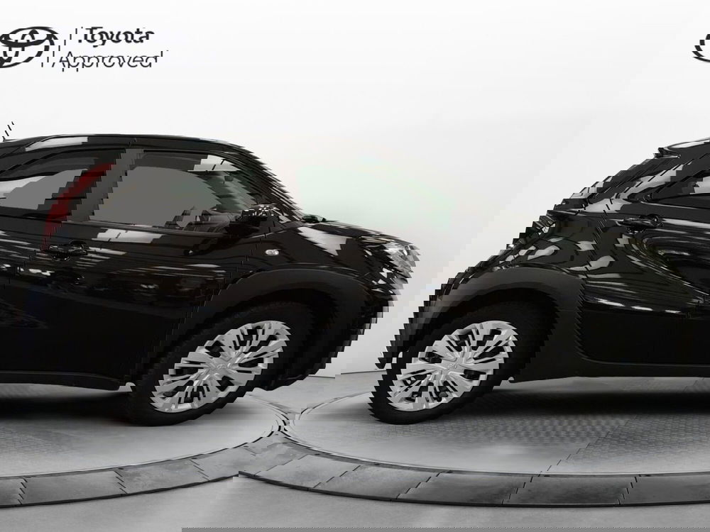 Toyota Aygo X usata a Frosinone (17)