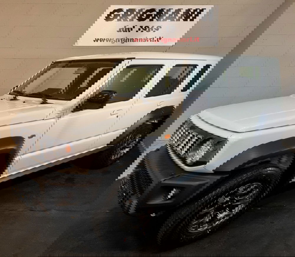 Suzuki Jimny nuova a Pavia (16)