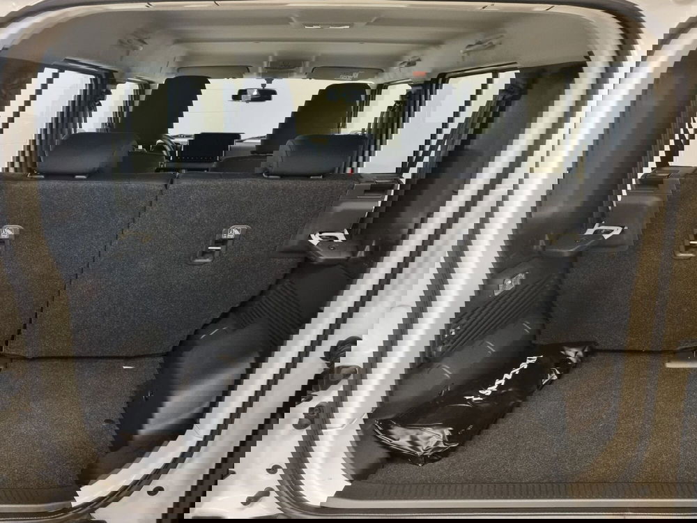 Suzuki Jimny nuova a Pavia (8)