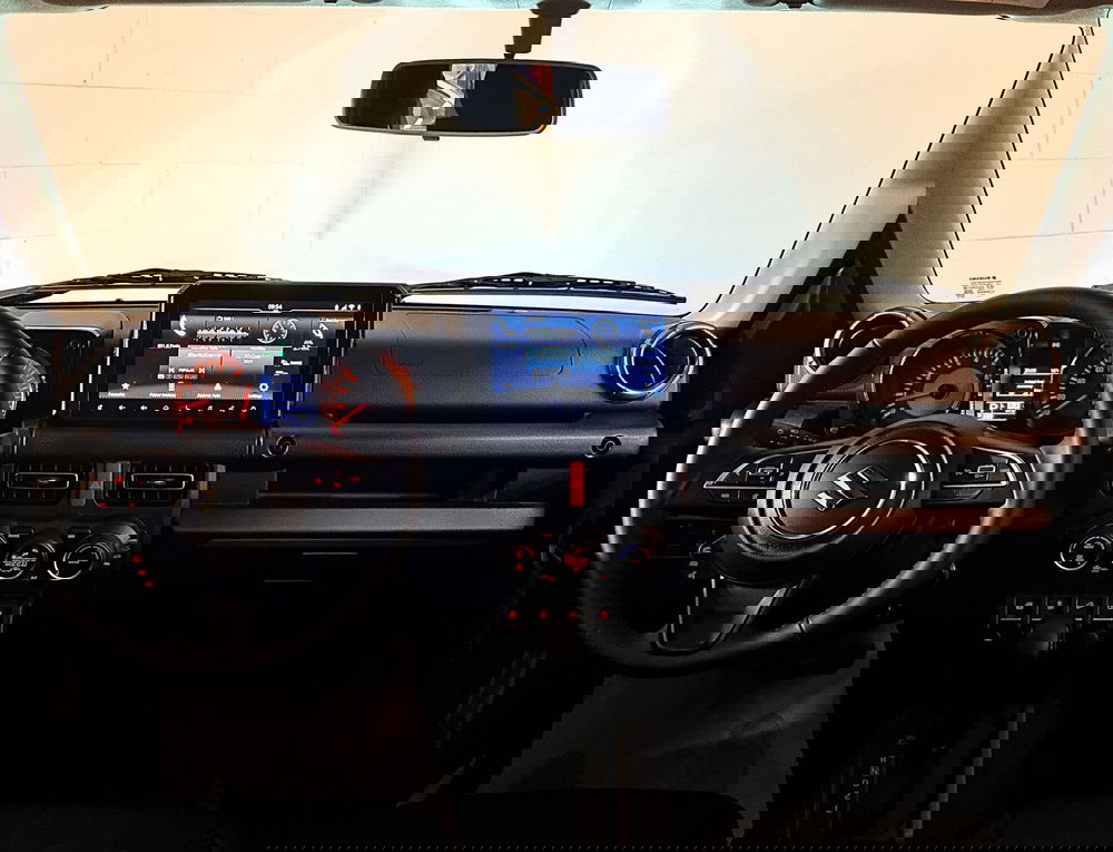 Suzuki Jimny nuova a Pavia (9)