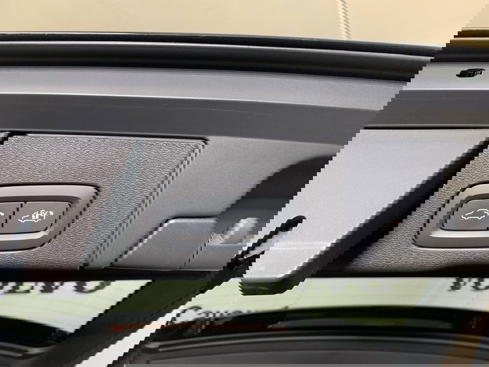 Volvo XC60 usata a Ferrara (13)