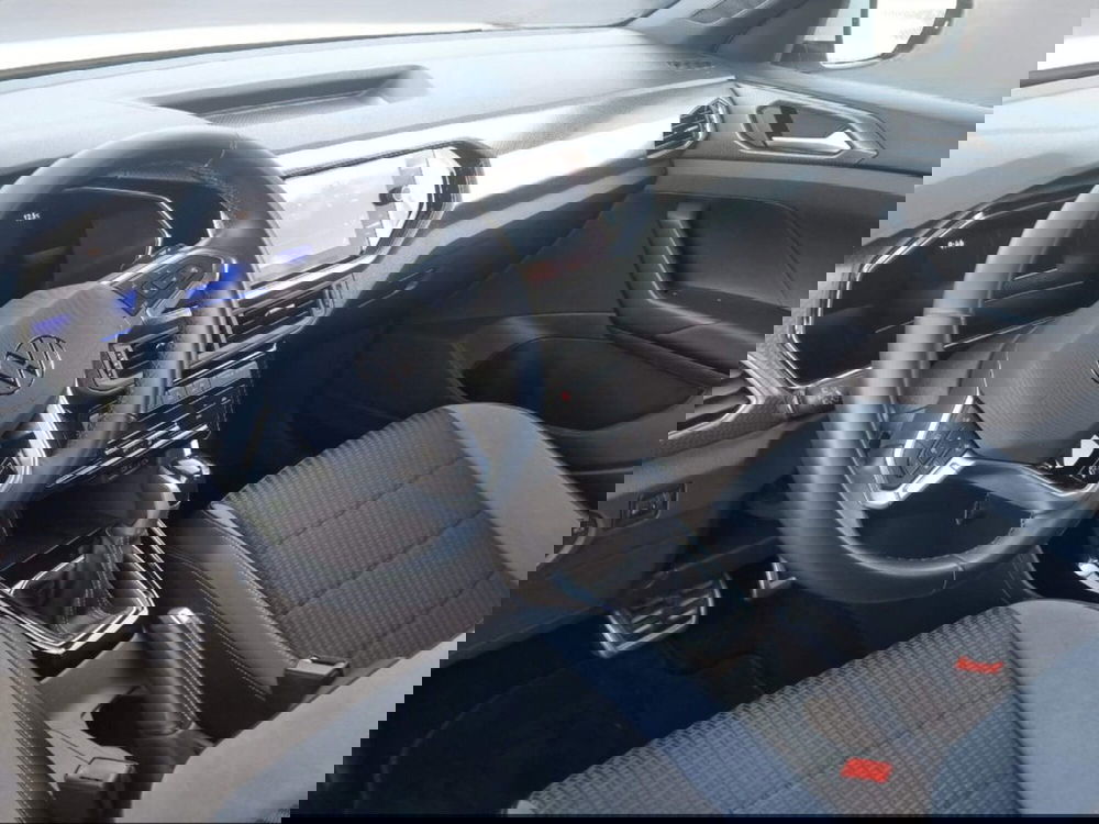 Volkswagen T-Cross usata a Livorno (13)