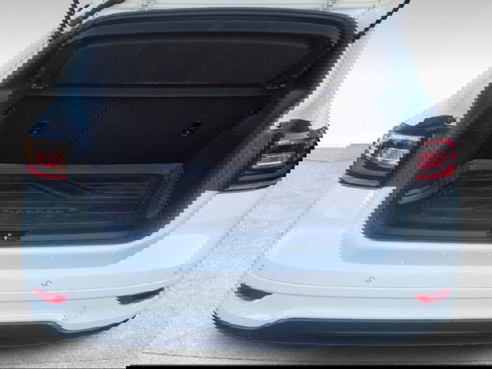 Volkswagen T-Cross usata a Livorno (6)