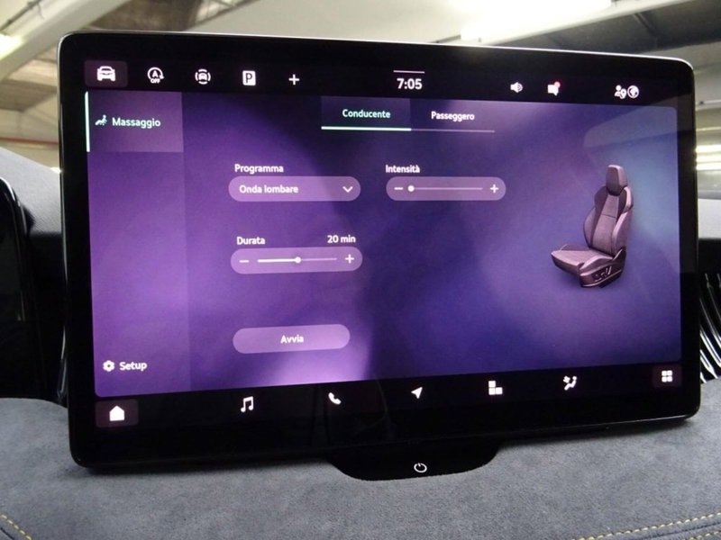 Skoda Superb nuova a Como (11)