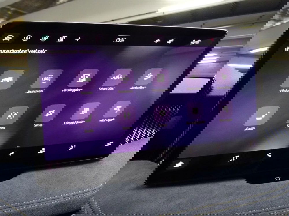 Skoda Superb nuova a Como (12)