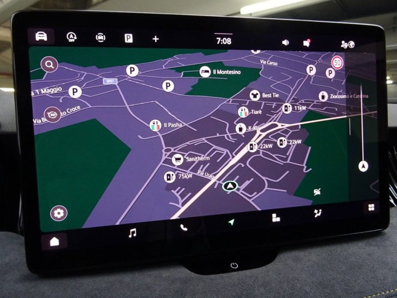 Skoda Superb nuova a Como (14)