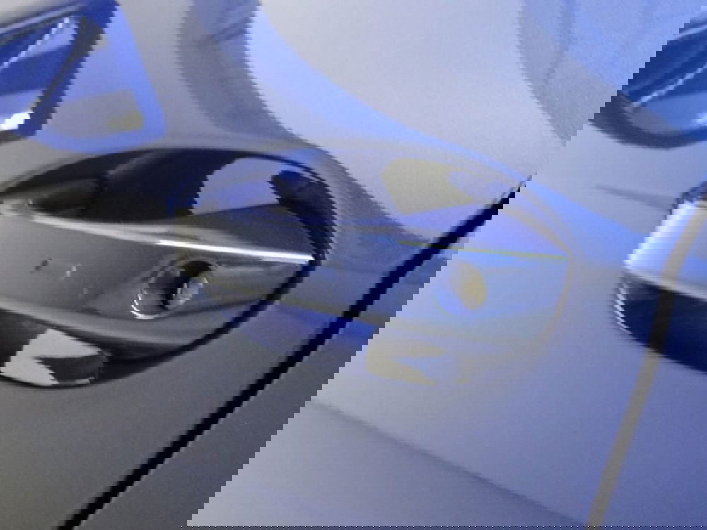 Skoda Superb nuova a Como (16)