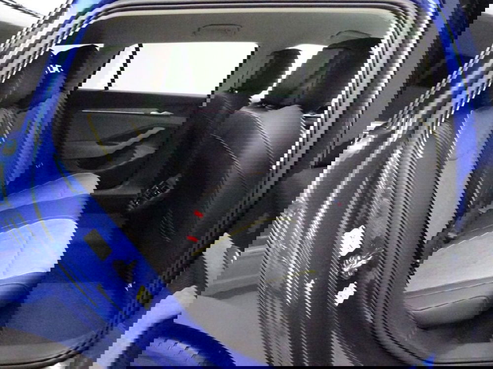 Skoda Superb nuova a Como (5)