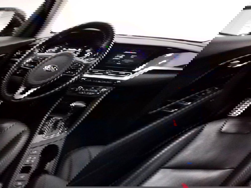 Kia Niro usata a Como (11)