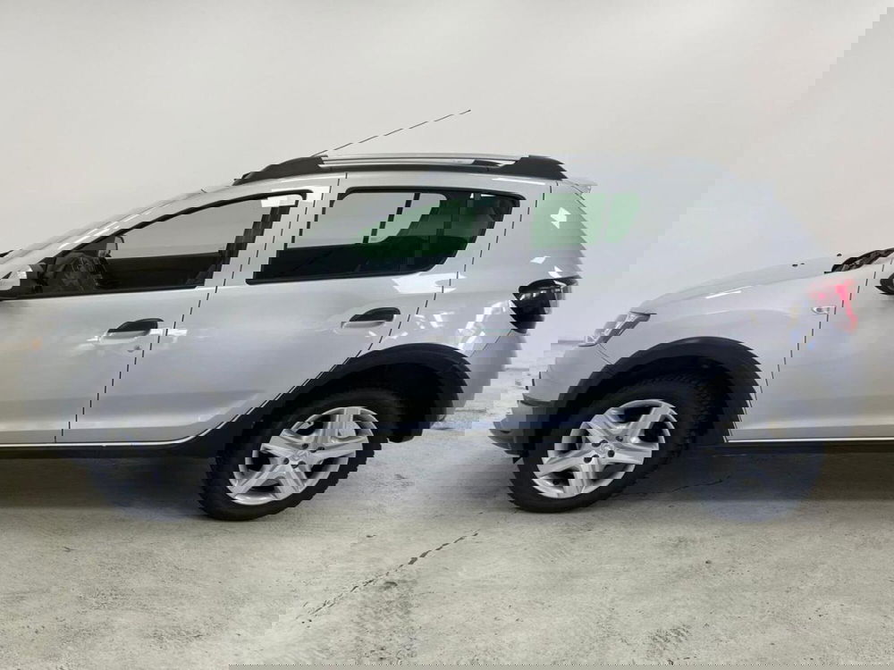 Dacia Sandero usata a Como (8)