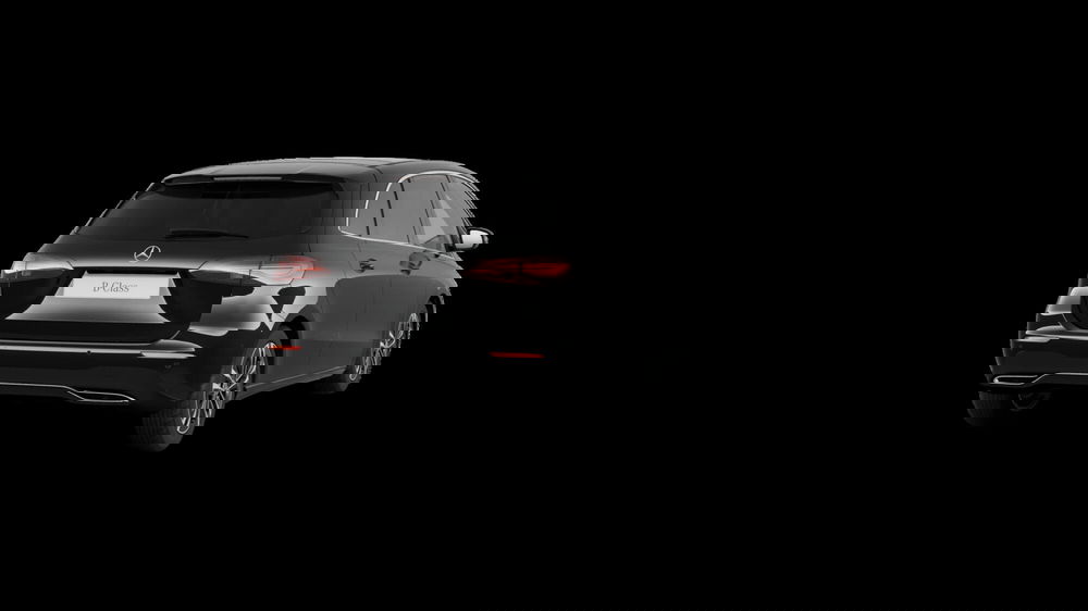 Mercedes-Benz Classe B nuova a Milano (4)