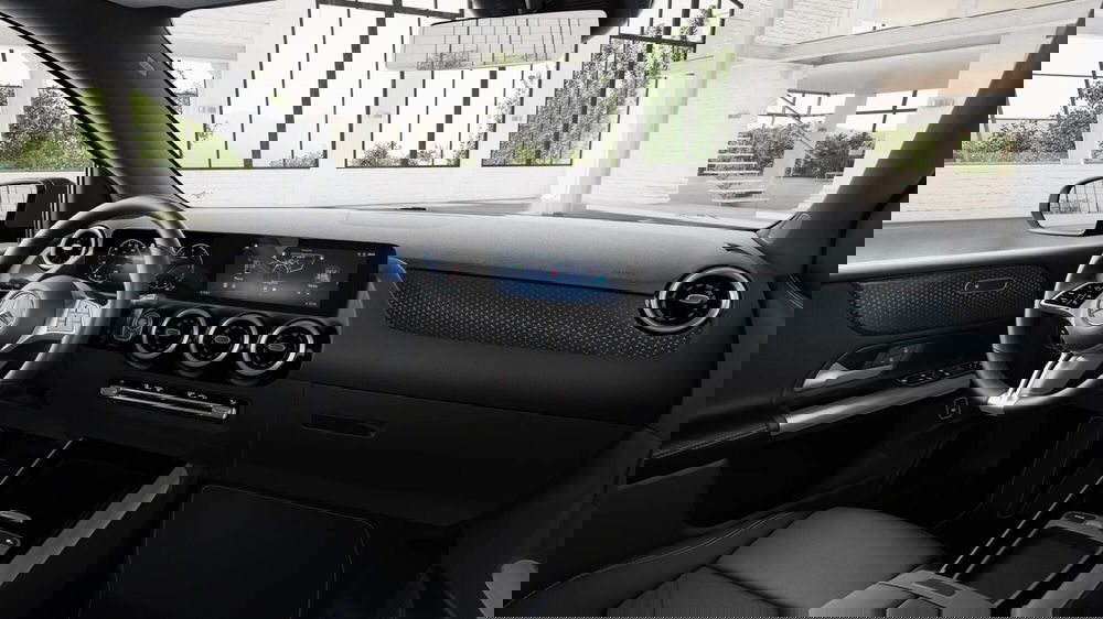Mercedes-Benz Classe B nuova a Milano (5)