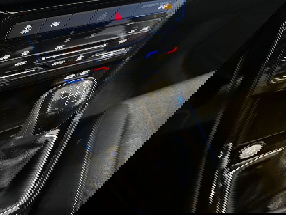 Volkswagen T-Cross nuova a Padova (12)