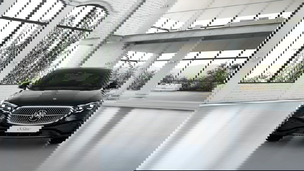 Mercedes-Benz Classe E nuova a Chieti (2)