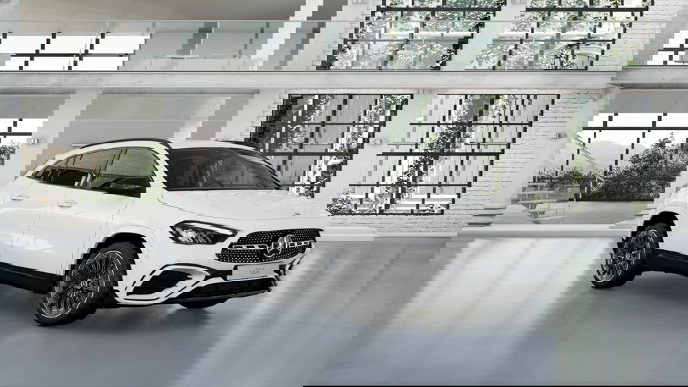 Mercedes-Benz GLA SUV nuova a Chieti (3)