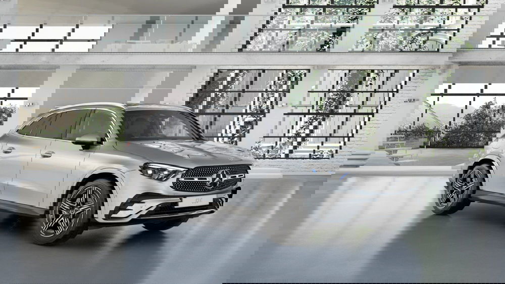 Mercedes-Benz GLC SUV nuova a Pescara (3)