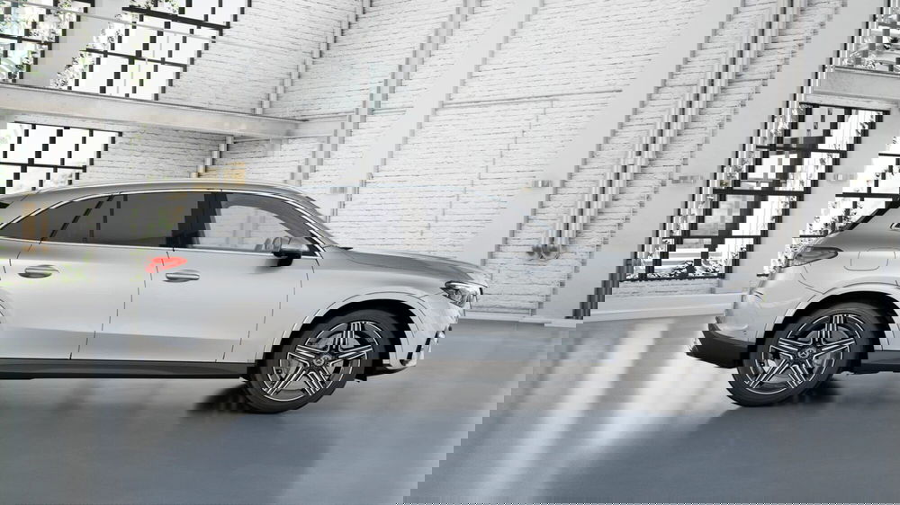 Mercedes-Benz GLC SUV nuova a Pescara (4)