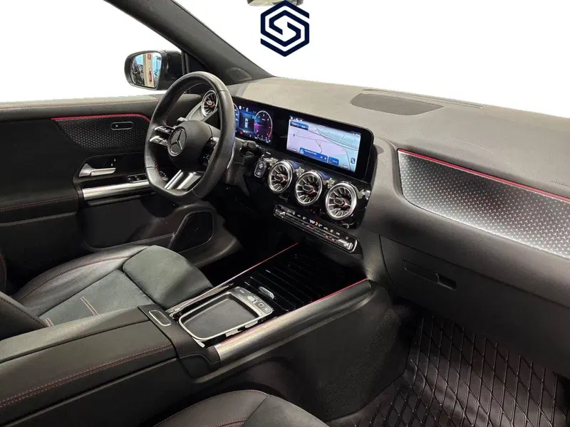 Mercedes-Benz GLA SUV usata a Cagliari (15)