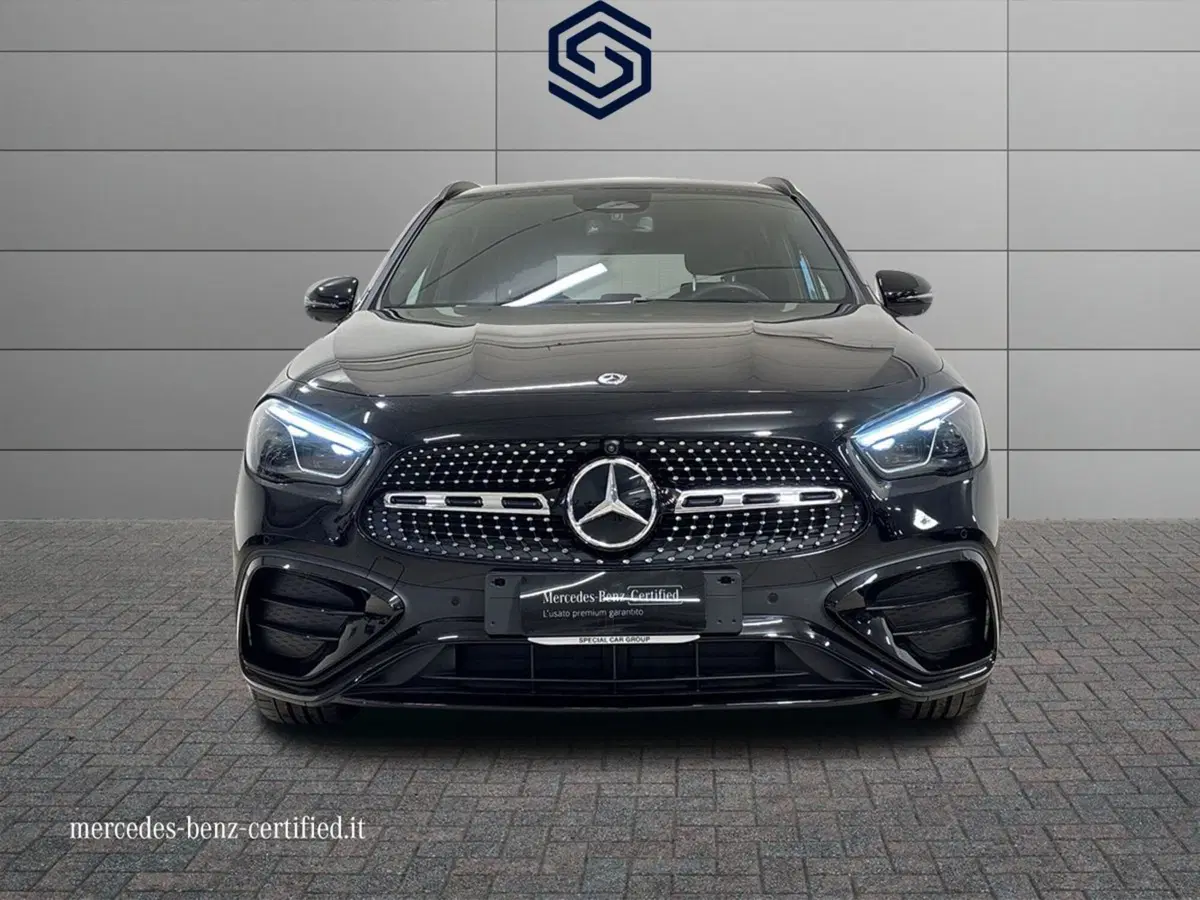 Mercedes-Benz GLA SUV usata a Cagliari (2)