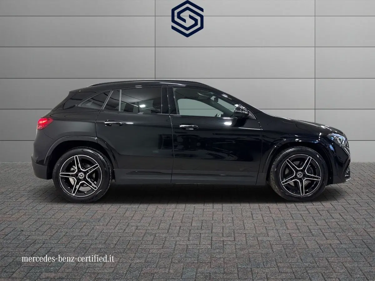Mercedes-Benz GLA SUV usata a Cagliari (5)