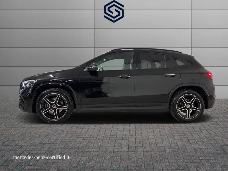 Mercedes-Benz GLA SUV usata a Cagliari (6)