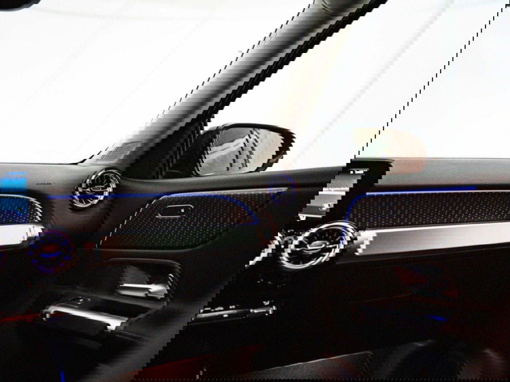 Mercedes-Benz GLB nuova a Macerata (17)