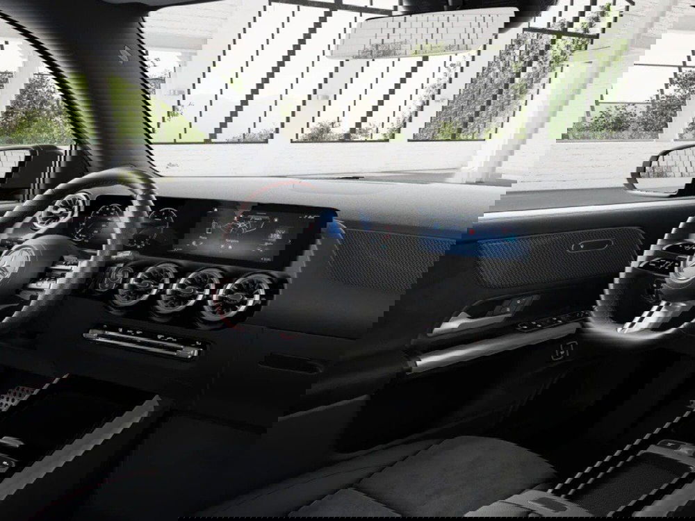 Mercedes-Benz GLA SUV nuova a Rimini (12)