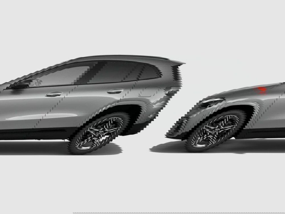 Mercedes-Benz GLA SUV nuova a Rimini (3)