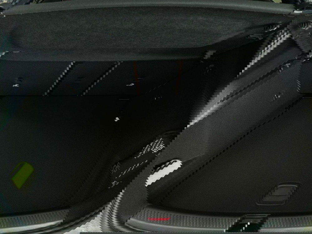 Mercedes-Benz Classe A Sedan nuova a Rimini (7)